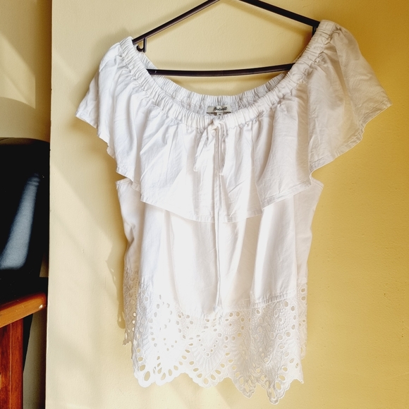 Madewell Tops - Madewell Eyelet Balcony Off-the-Shoulder Top XL